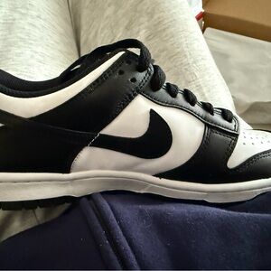Nike Men's Black and White Sneakers